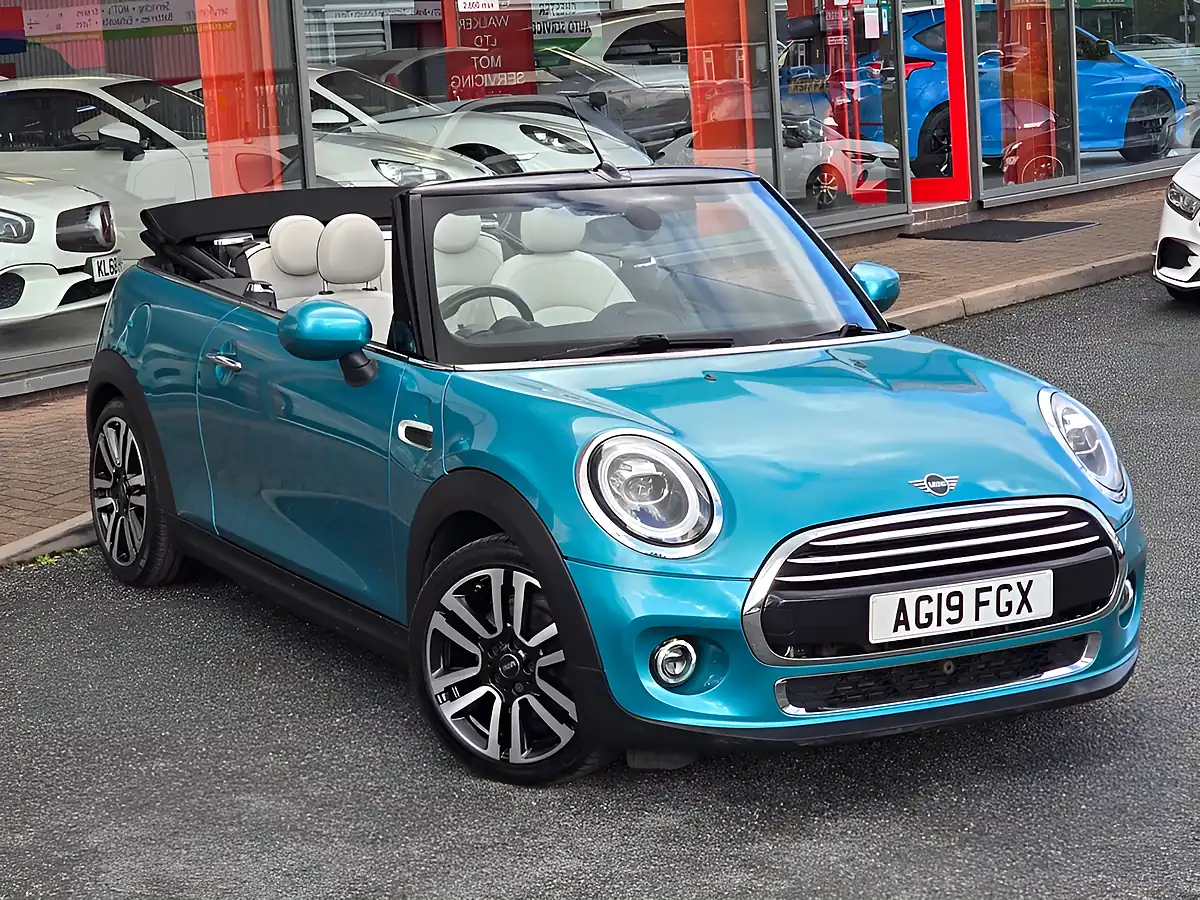 Used 2019 MINI Convertible Cooper Exclusive Caribbean Aqua - Interior and Exterior details 3