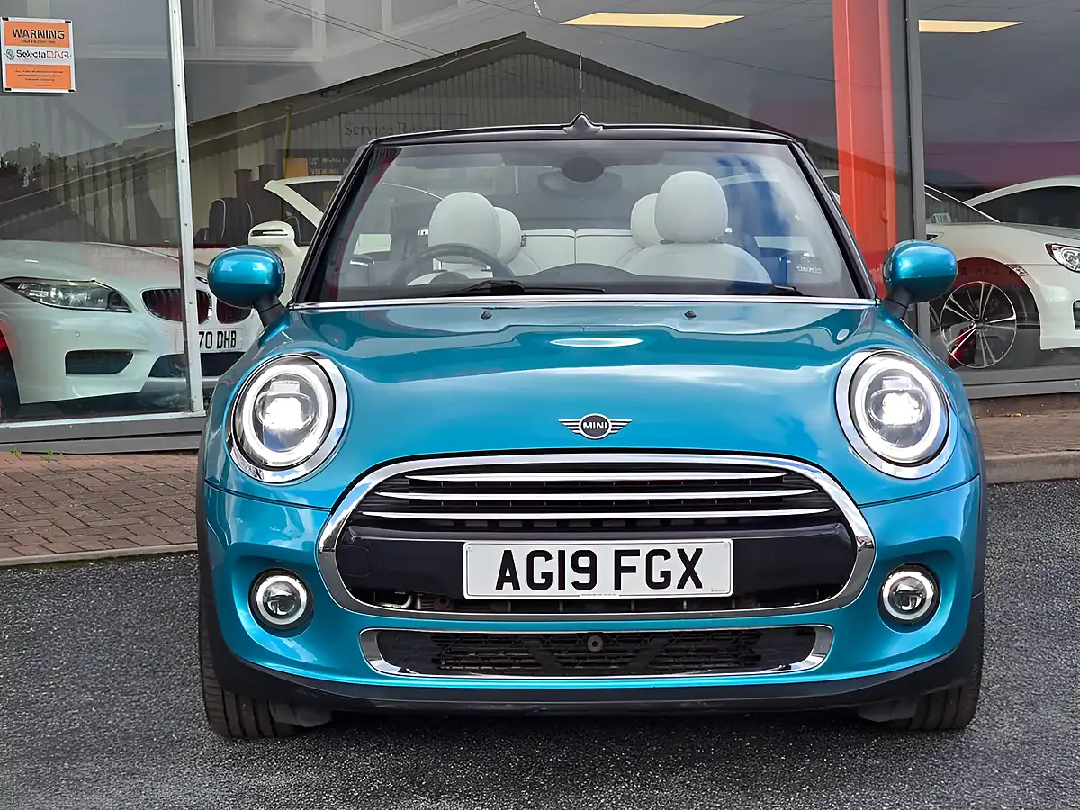 Used 2019 MINI Convertible Cooper Exclusive Caribbean Aqua - Interior and Exterior details 5