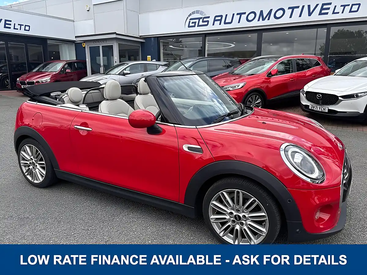 Used 2019 MINI Convertible Cooper Exclusive Chilli Red - Front View