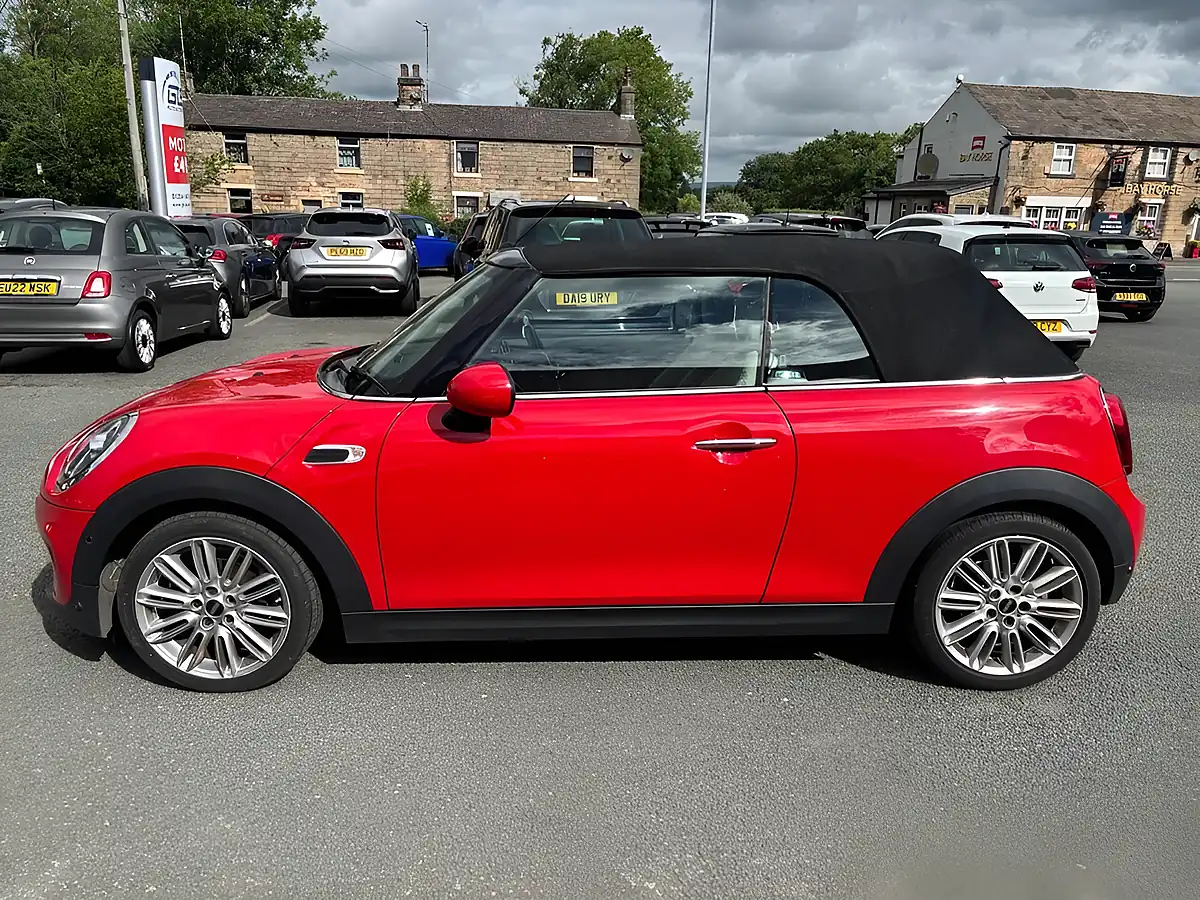 Used 2019 MINI Convertible Cooper Exclusive Chilli Red - Interior and Exterior details 10