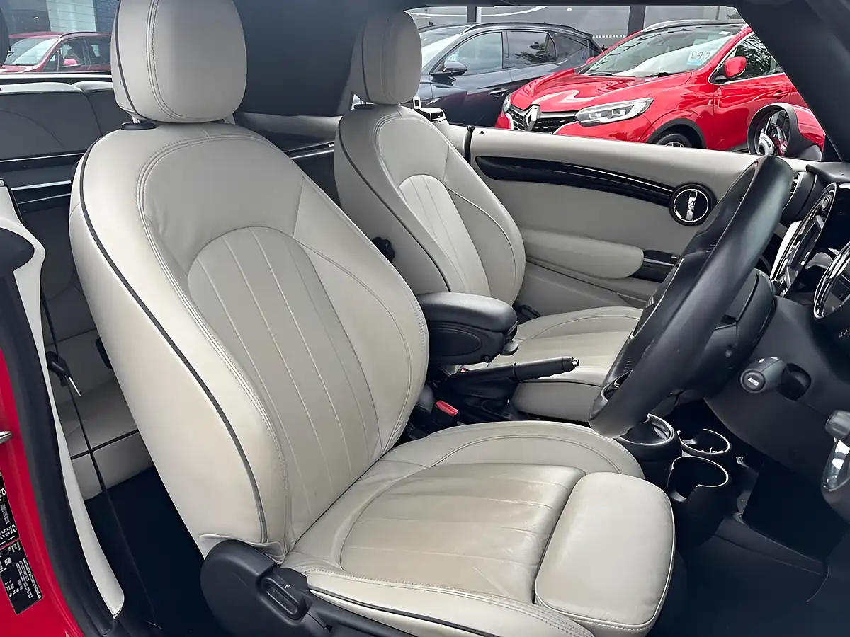 Used 2019 MINI Convertible Cooper Exclusive Chilli Red - Interior and Exterior details 3