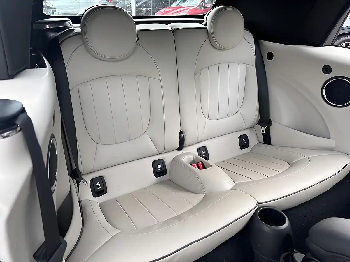 Used 2019 MINI Convertible Cooper Exclusive Chilli Red - Interior and Exterior details 4