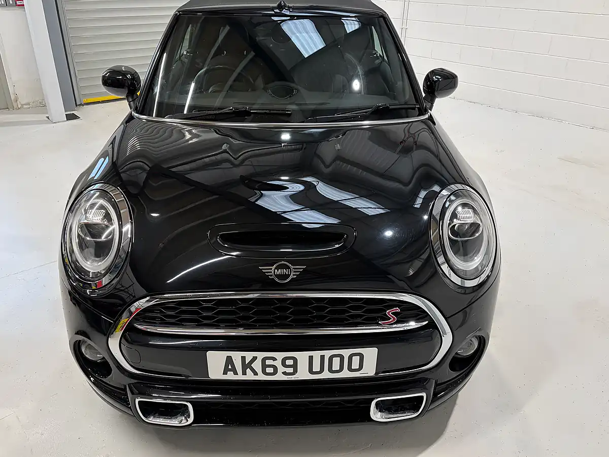 Used 2019 MINI Convertible Exclusive Black - Interior and Exterior details 9