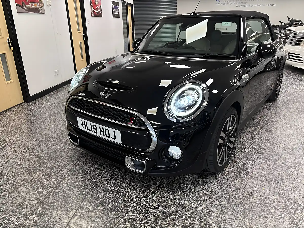 Used 2019 MINI Convertible Exclusive Black - Interior and Exterior details 20
