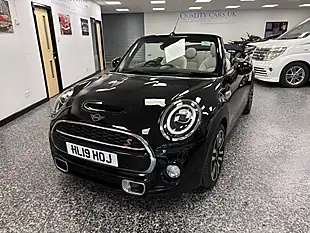 Used 2019 MINI Convertible Exclusive Black - Interior and Exterior details 5
