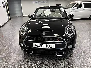 Used 2019 MINI Convertible Exclusive Black - Interior and Exterior details 6