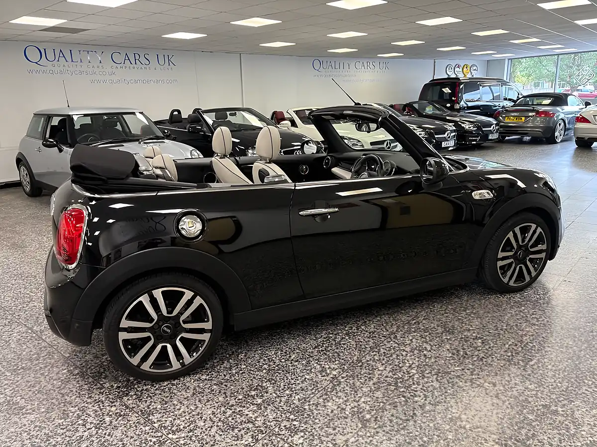 Used 2019 MINI Convertible Exclusive Black - Interior and Exterior details 9