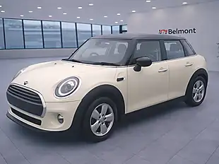 Used 2019 MINI Cooper Classic White - Interior and Exterior details 6