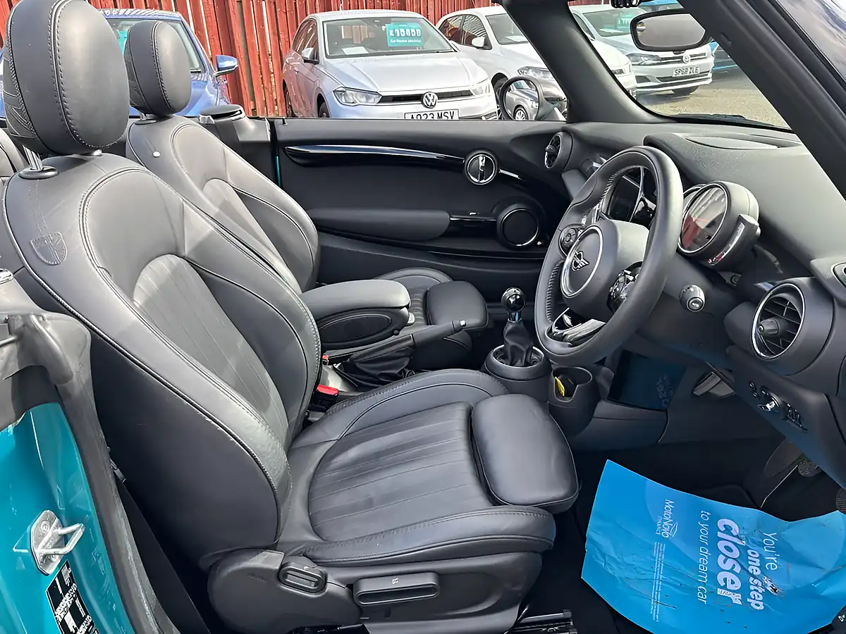 Used 2019 MINI Cooper Exclusive Convertible Caribbean Aqua - Interior and Exterior details 3