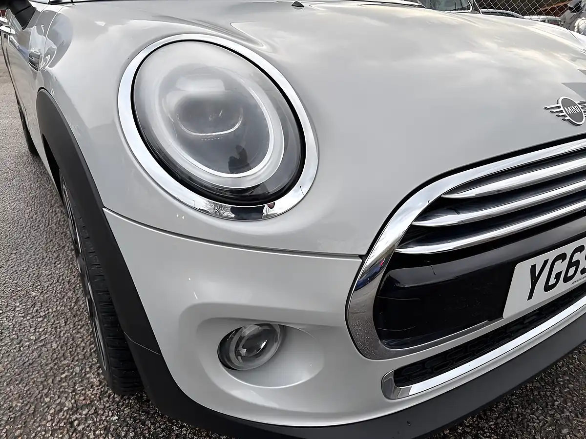 Used 2019 MINI Cooper Exclusive Silver - Interior and Exterior details 15