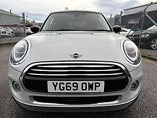 Used 2019 MINI Cooper Exclusive Silver - Interior and Exterior details 18