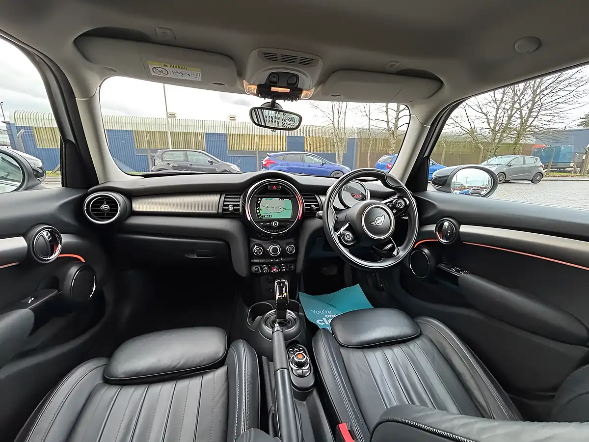 Used 2019 MINI Cooper Exclusive Silver - Interior and Exterior details 6