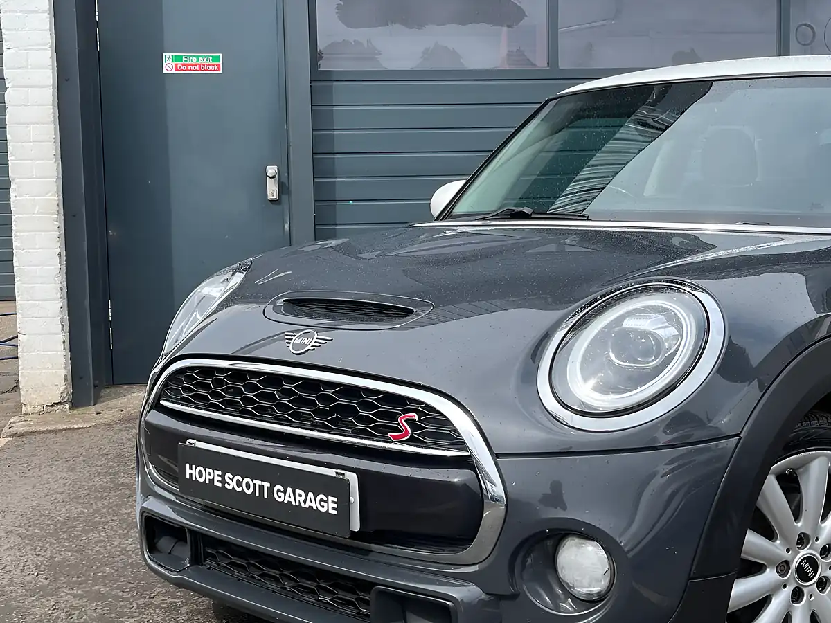 Used 2019 MINI Cooper S Classic Thunder Grey - Interior and Exterior details 11