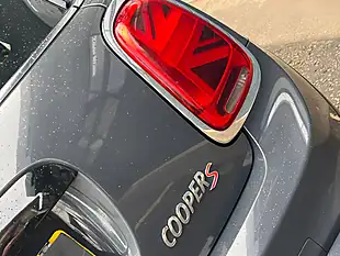 Used 2019 MINI Cooper S Classic Thunder Grey - Interior and Exterior details 17