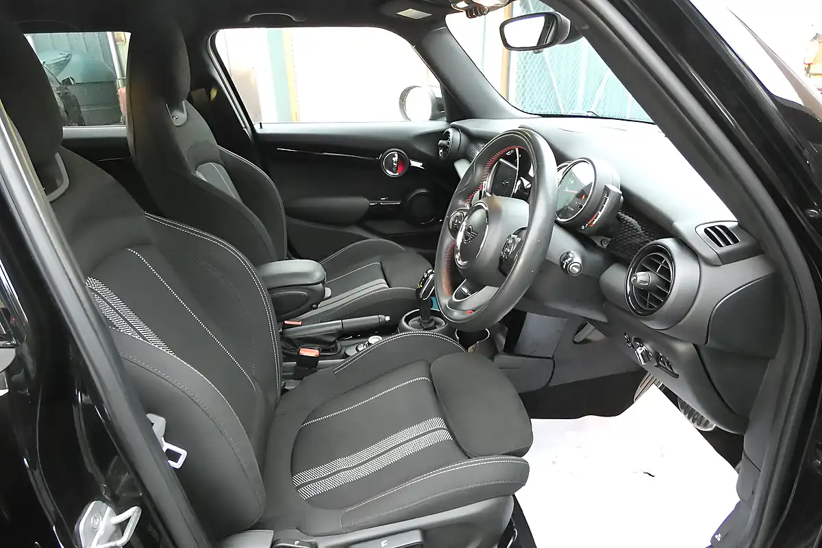 Used 2019 MINI Cooper Sport Midnight Black - Interior and Exterior details 7