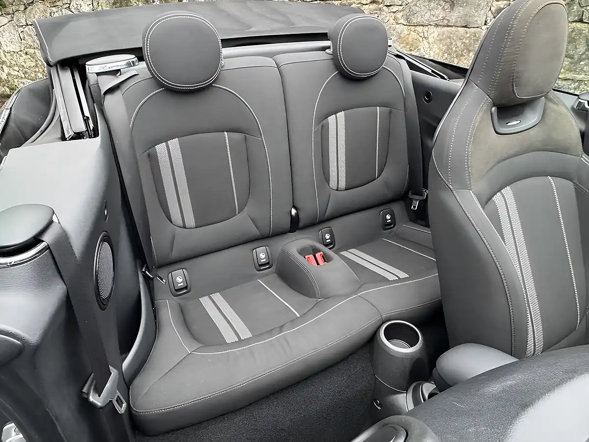 Used 2019 MINI Cooper Sport Thunder Grey - Interior and Exterior details 9
