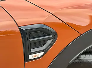 Used 2019 MINI Countryman Classic Chestnut - Interior and Exterior details 10