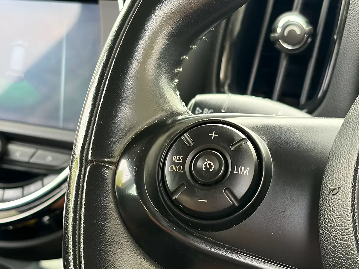 Used 2019 MINI Countryman Classic Chestnut - Interior and Exterior details 14