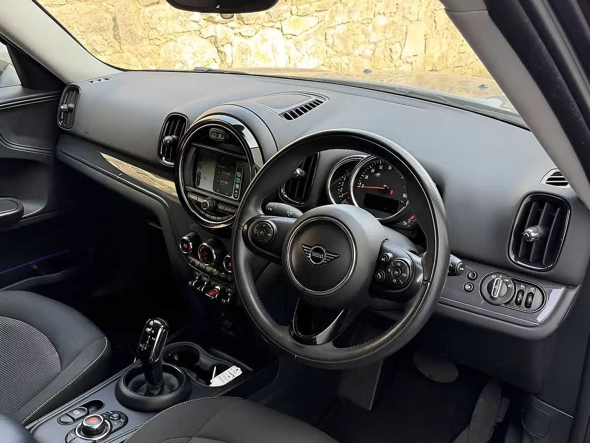 Used 2019 MINI Countryman Classic Grey - Interior and Exterior details 6