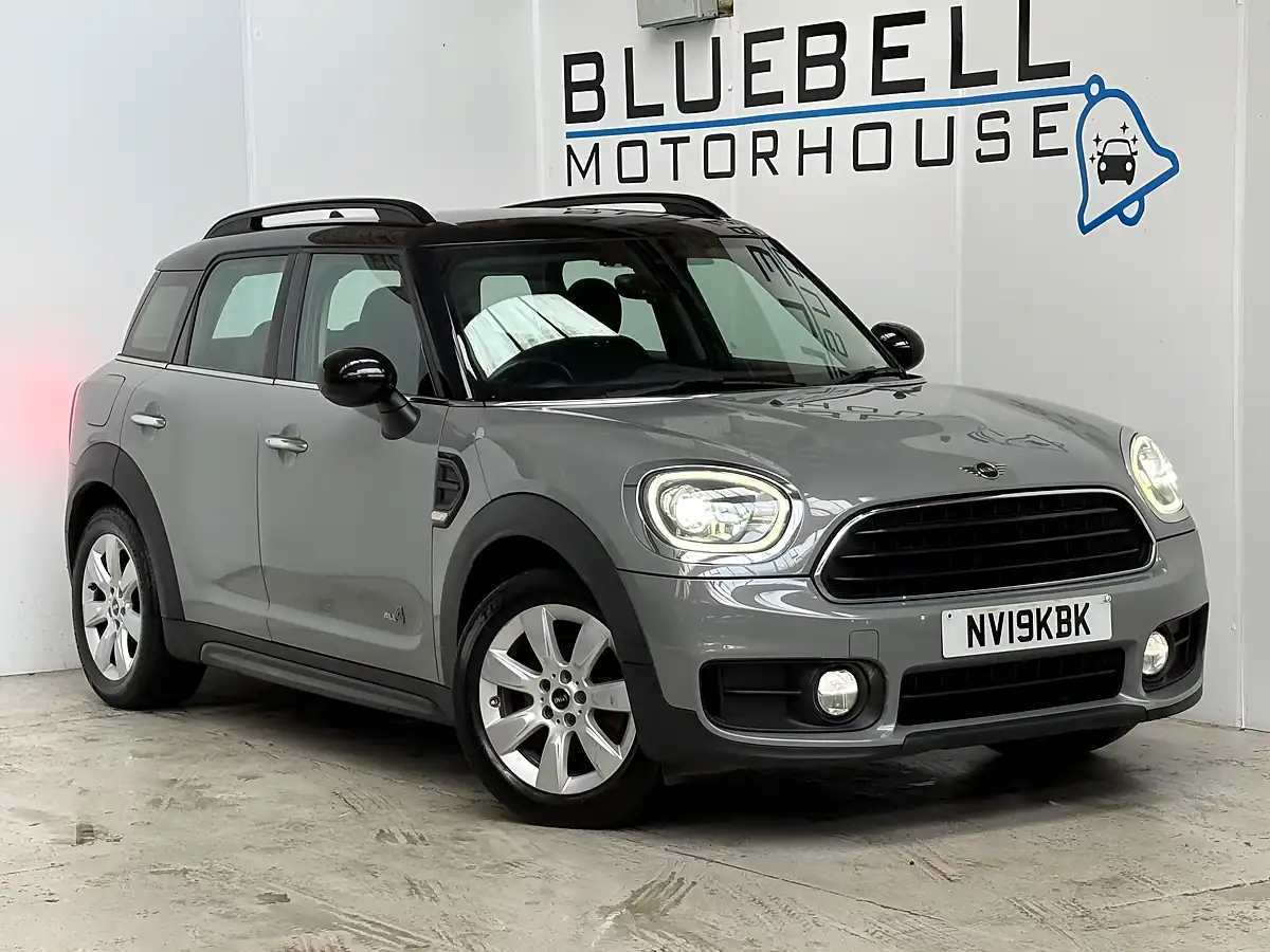 Used 2019 MINI Countryman Cooper ALL4 Grey - Front View