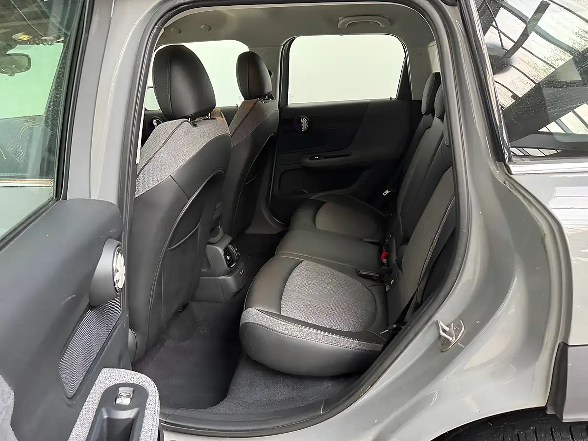 Used 2019 MINI Countryman Cooper ALL4 Grey - Interior and Exterior details 10