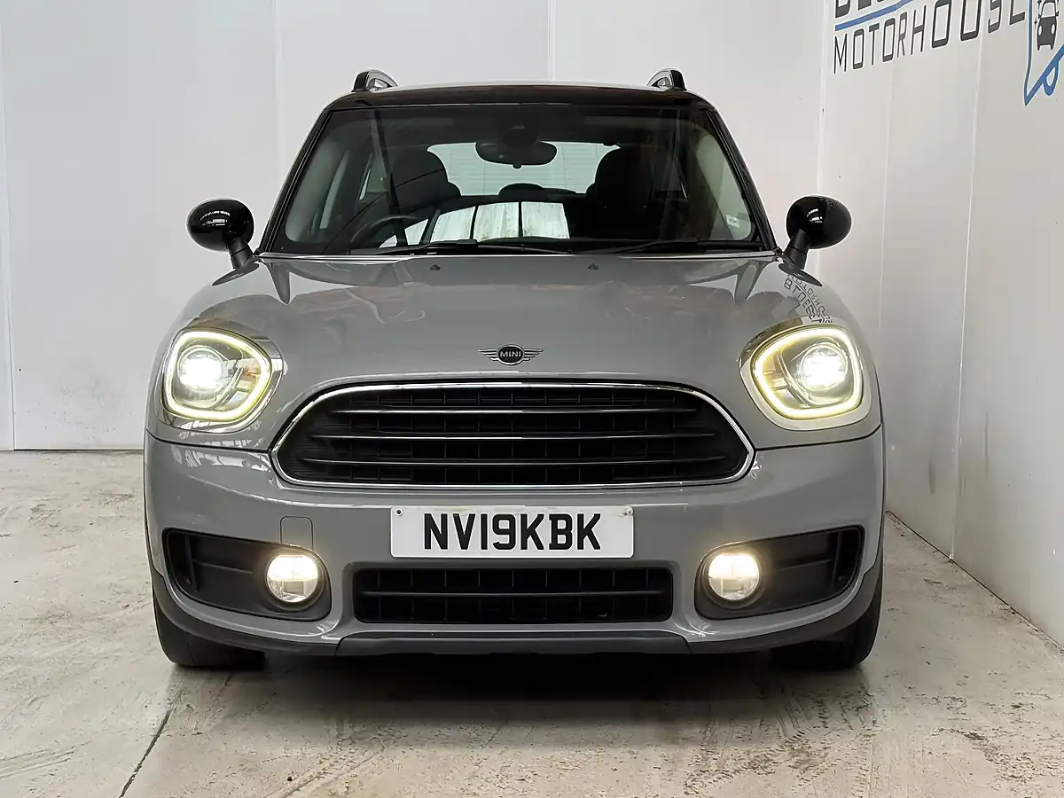 Used 2019 MINI Countryman Cooper ALL4 Grey - Interior and Exterior details 2