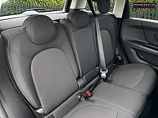 Used 2019 MINI Countryman Cooper Classic Blue - Interior and Exterior details 13