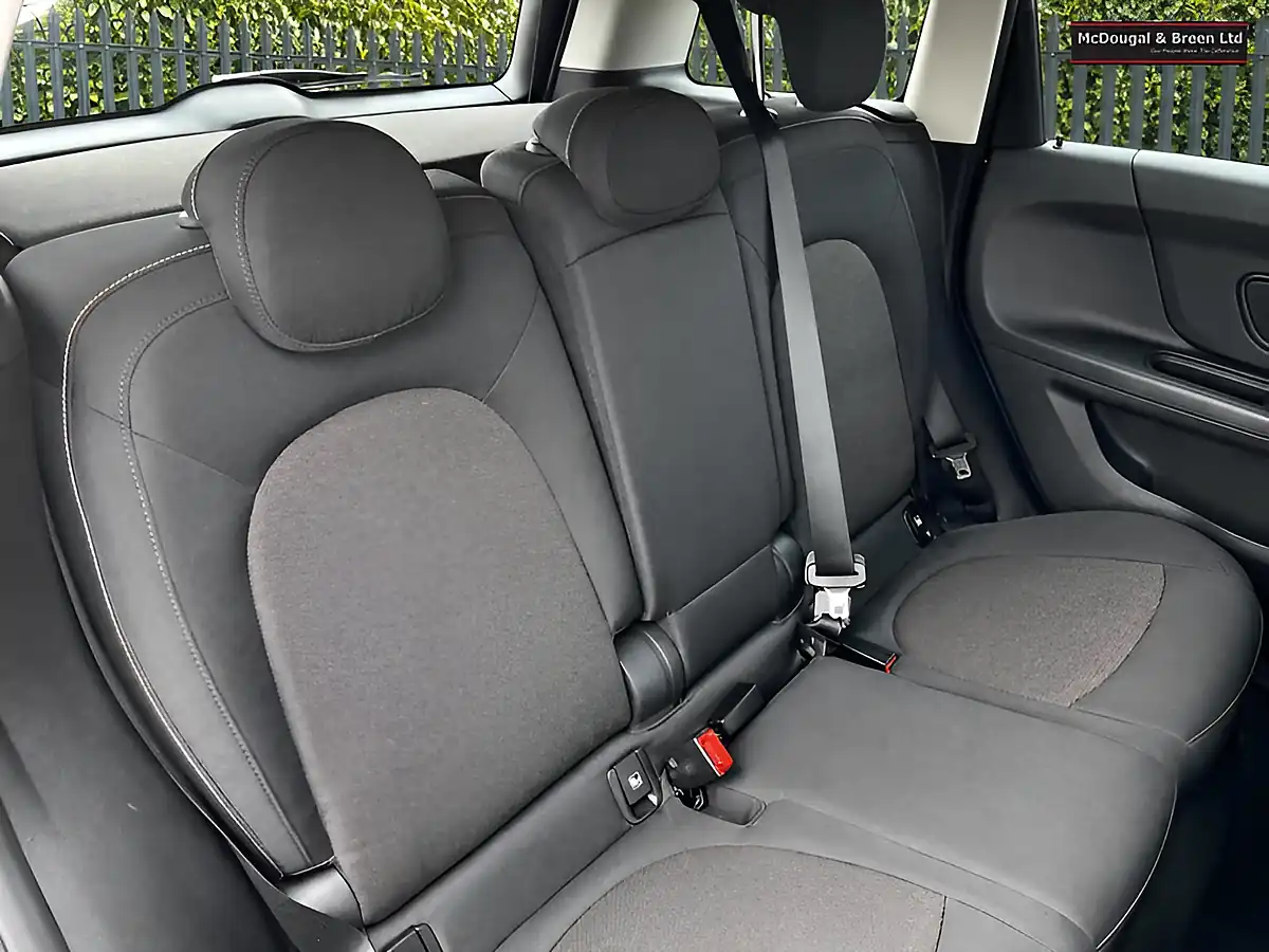 Used 2019 MINI Countryman Cooper Classic Blue - Interior and Exterior details 13