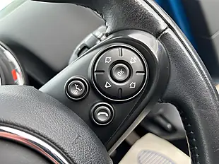 Used 2019 MINI Countryman Cooper Classic Blue - Interior and Exterior details 18