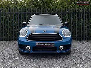 Used 2019 MINI Countryman Cooper Classic Blue - Interior and Exterior details 2
