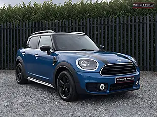 Used 2019 MINI Countryman Cooper Classic Blue - Interior and Exterior details 3