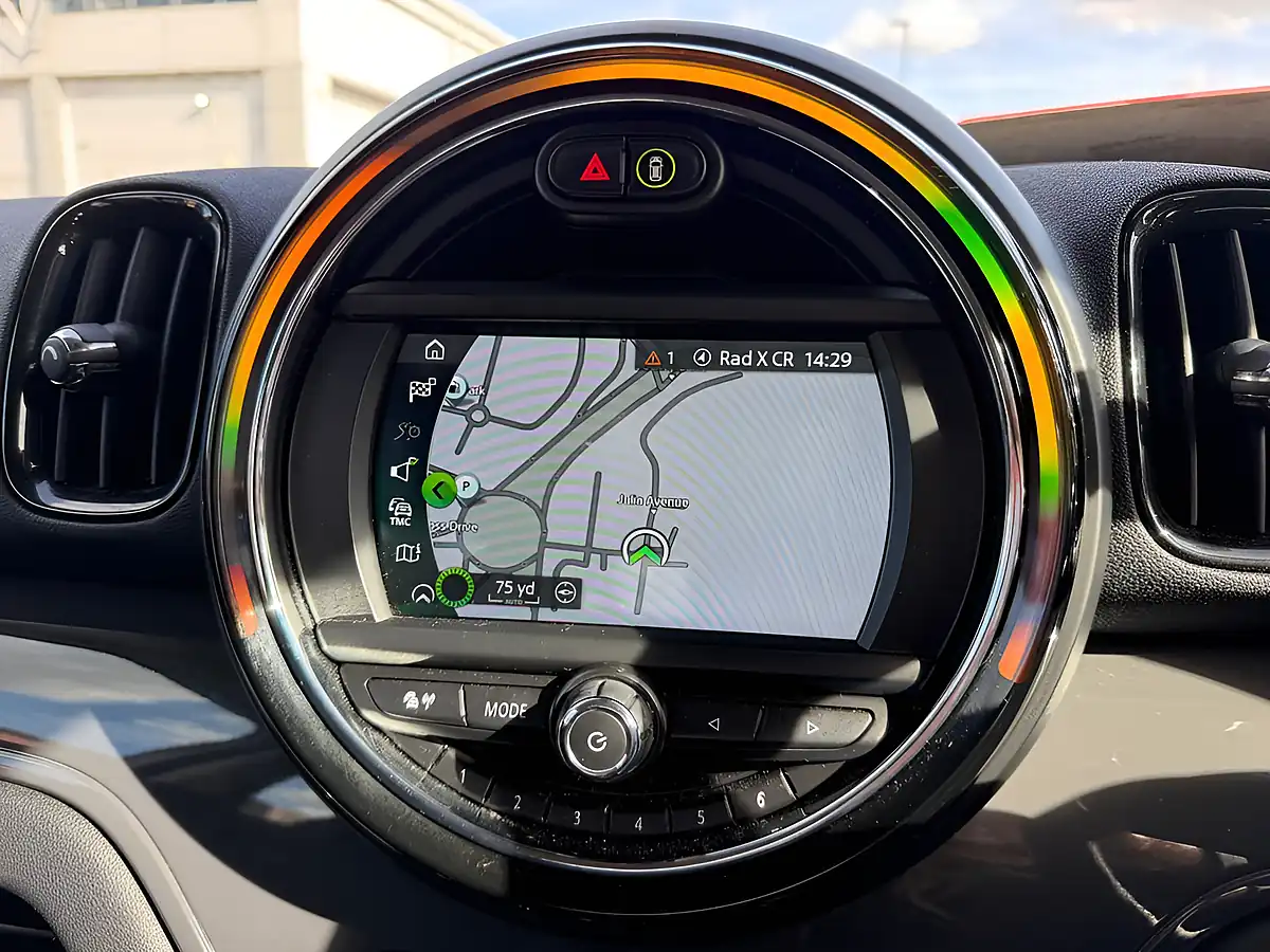 Used 2019 MINI Countryman Cooper Classic White - Interior and Exterior details 3