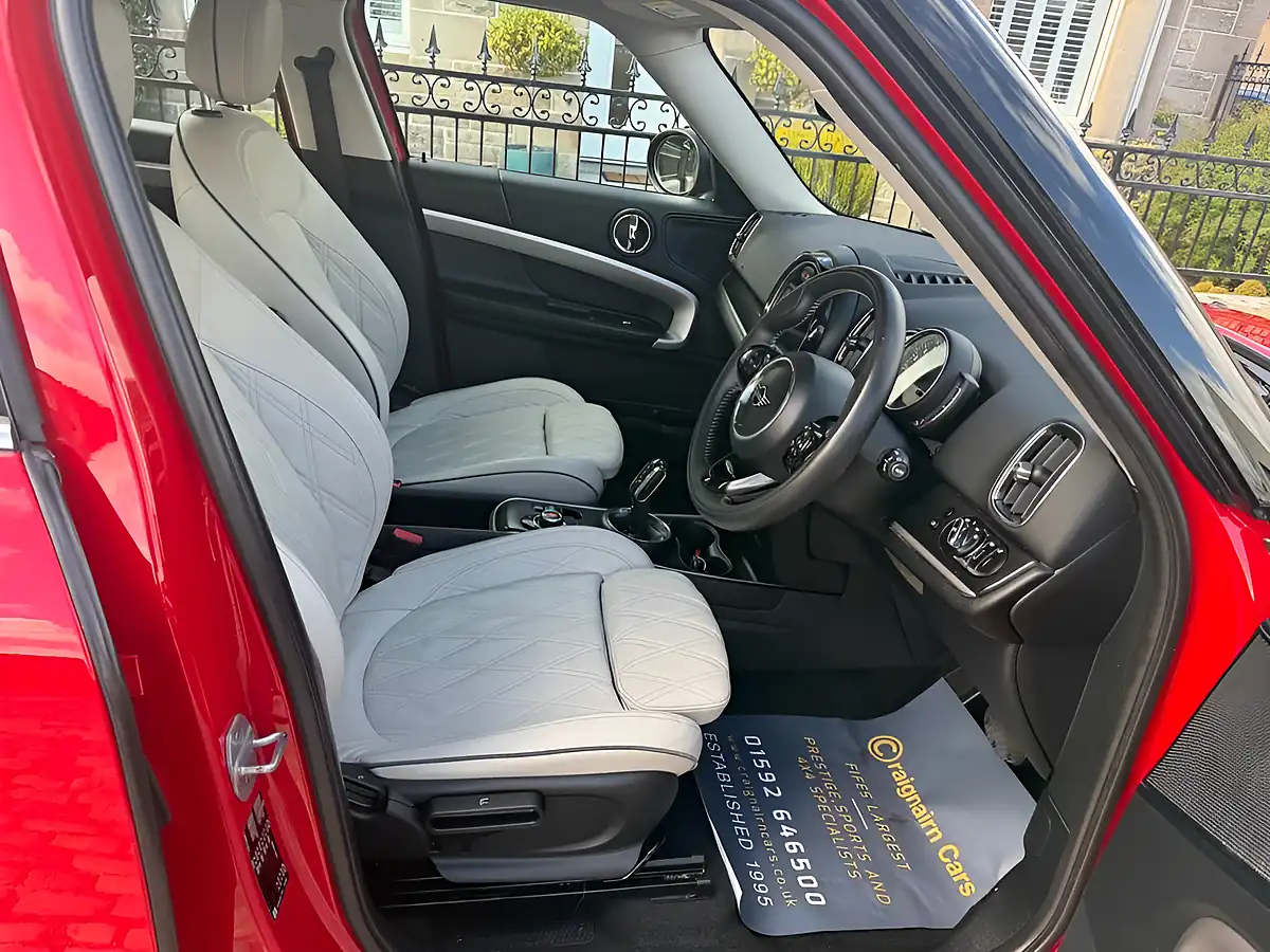 Used 2019 MINI Countryman Cooper Exclusive Chilli Red - Interior and Exterior details 2