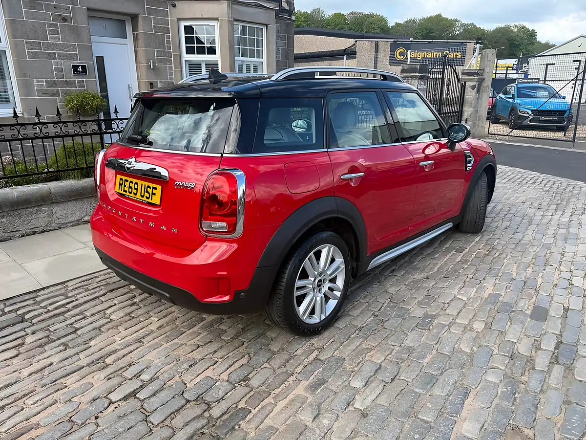 Used 2019 MINI Countryman Cooper Exclusive Chilli Red - Interior and Exterior details 6