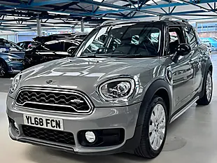 Used 2019 MINI Countryman Cooper Moonwalk Grey - Interior and Exterior details 10