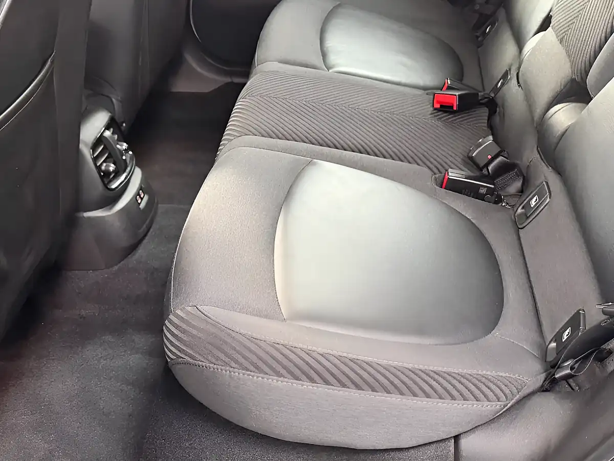 Used 2019 MINI Countryman Cooper Moonwalk Grey - Interior and Exterior details 14