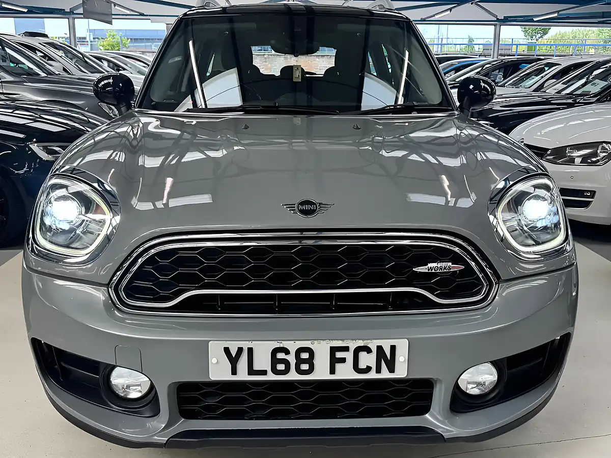 Used 2019 MINI Countryman Cooper Moonwalk Grey - Interior and Exterior details 3