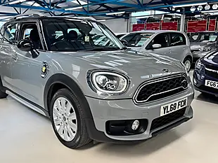 Used 2019 MINI Countryman Cooper Moonwalk Grey - Interior and Exterior details 8