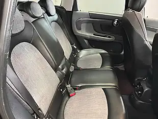 Used 2019 MINI Countryman Cooper Se Black - Interior and Exterior details 11