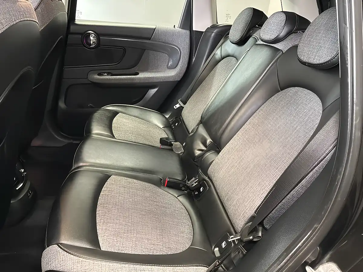 Used 2019 MINI Countryman Cooper Se Black - Interior and Exterior details 12