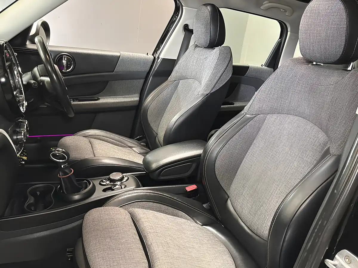 Used 2019 MINI Countryman Cooper Se Black - Interior and Exterior details 14