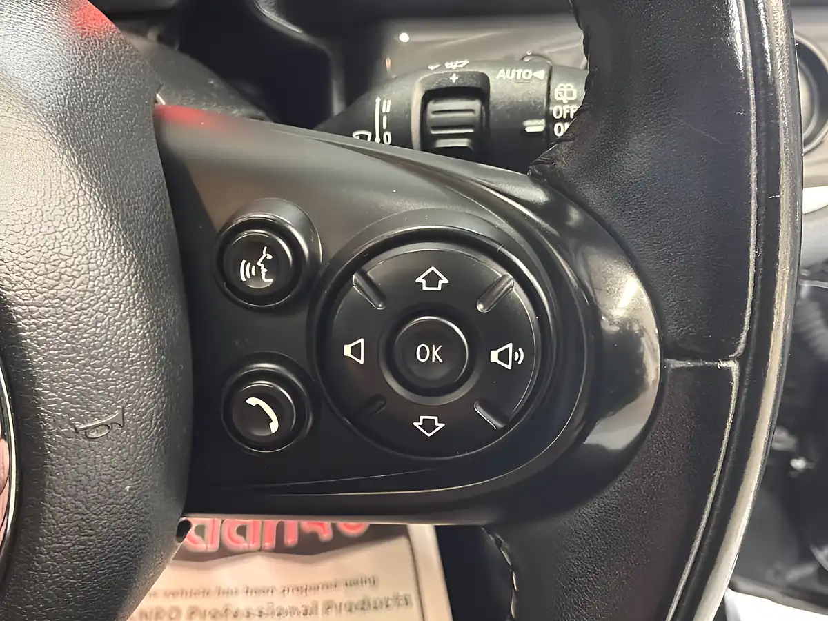 Used 2019 MINI Countryman Cooper Se Black - Interior and Exterior details 17