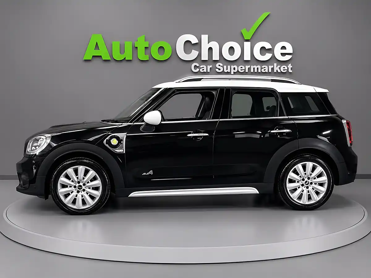 Used 2019 MINI Countryman Cooper Se Black - Interior and Exterior details 4
