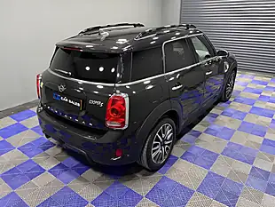 Used 2019 MINI Countryman Cooper Se Sport Midnight Black - Interior and Exterior details 13