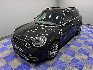 Used 2019 MINI Countryman Cooper Se Sport Midnight Black - Interior and Exterior details 15