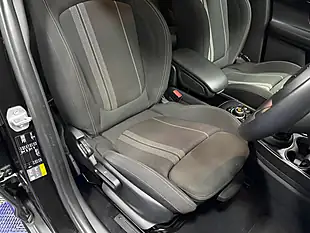 Used 2019 MINI Countryman Cooper Se Sport Midnight Black - Interior and Exterior details 18