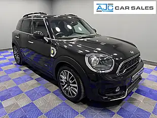 Used 2019 MINI Countryman Cooper Se Sport Midnight Black - Interior and Exterior details 2