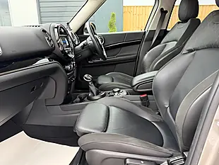 Used 2019 MINI Countryman Cooper Silver - Interior and Exterior details 19