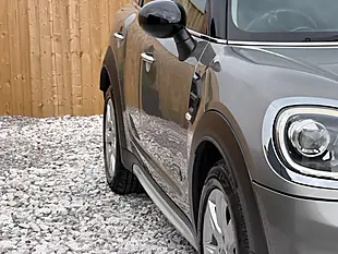Used 2019 MINI Countryman Cooper Silver - Interior and Exterior details 6