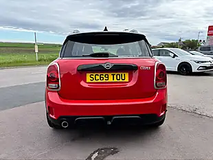 Used 2019 MINI Countryman Cooper Sport Red - Interior and Exterior details 7